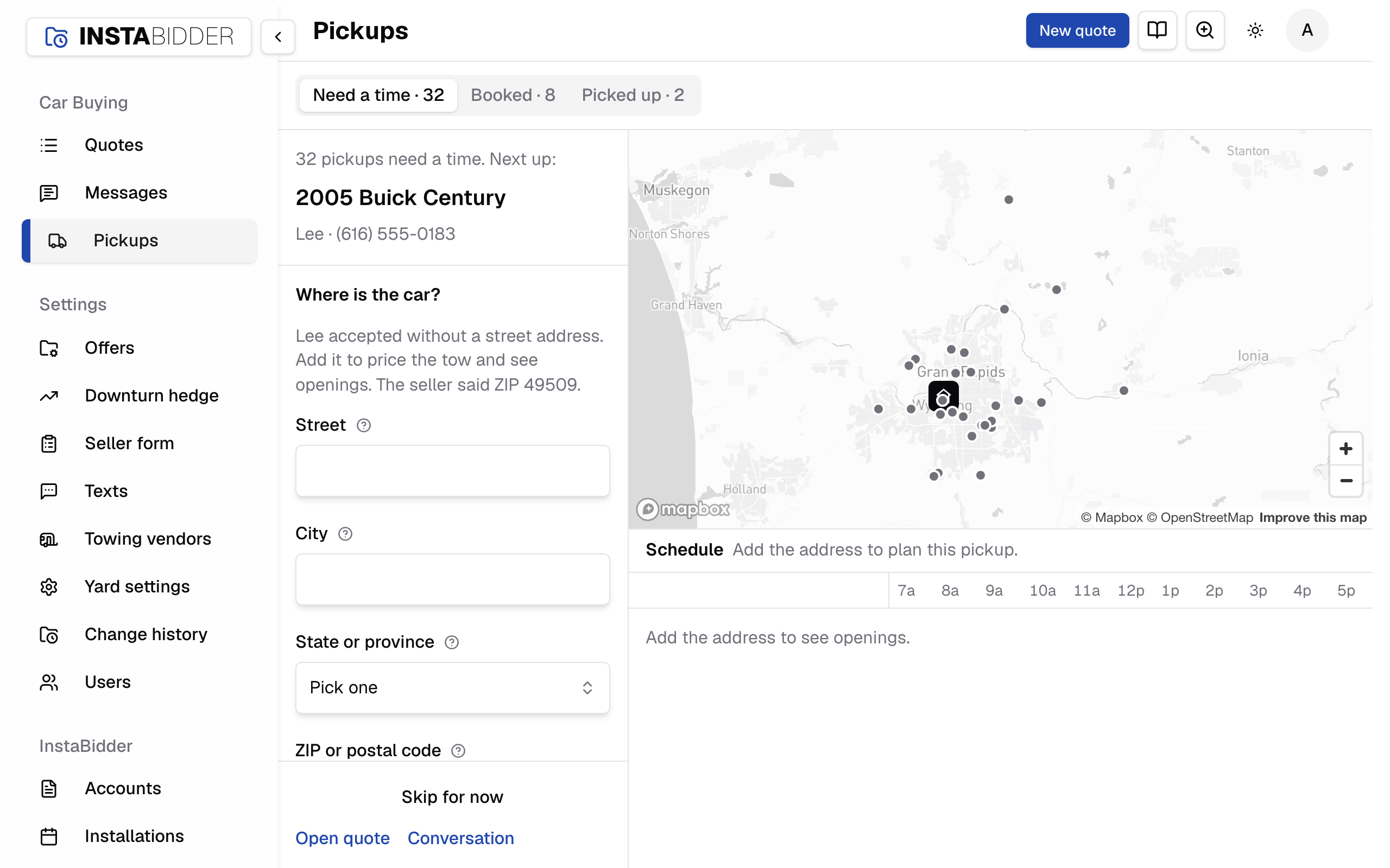 The pickup board: the guide, the map and the trucks' timelines